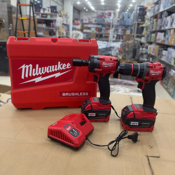 Milwaukee 2 in 1 Cordless Drill & Impact Driver