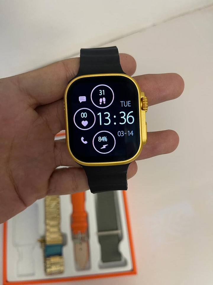 Health tracking smartwatch