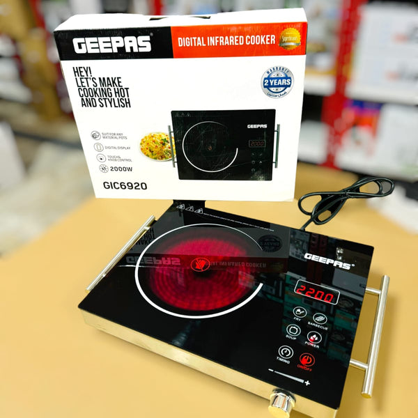 Geepas Digital Infrared Cooker 6920