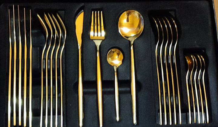golden cutlery set